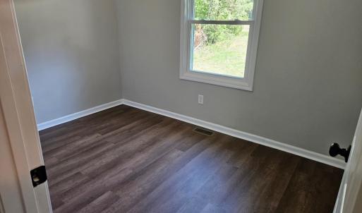 Photo #12 of 27368 Prince Edward Highway, Farmville, VA 0.7 acres