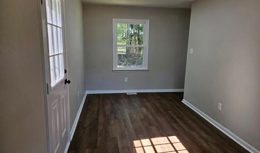 Photo #8 of 27368 Prince Edward Highway, Farmville, VA 0.7 acres