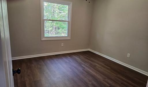 Photo #9 of 27368 Prince Edward Highway, Farmville, VA 0.7 acres