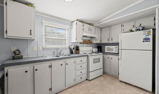 Photo #6 of 358 Eagle Trail, Bracey, VA 0.1 acres