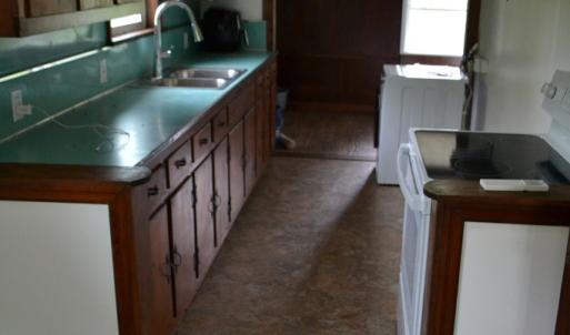 Photo #4 of 5015 Crumptown Road, Farmville, VA 2.9 acres