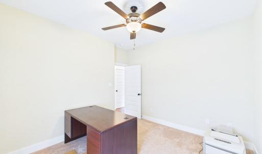 Photo #11 of 208 Thomas Circle, Farmville, VA 0.6 acres