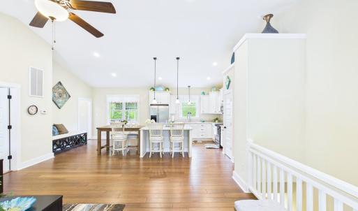 Photo #40 of 208 Thomas Circle, Farmville, VA 0.6 acres