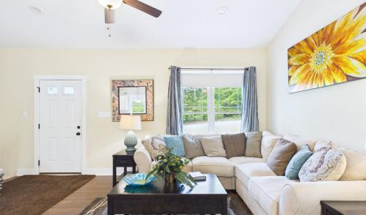Photo #8 of 208 Thomas Circle, Farmville, VA 0.6 acres
