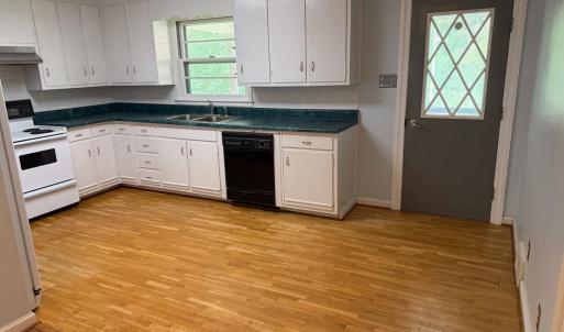 Photo #19 of 906 Childress Drive, Martinsville, VA 0.7 acres