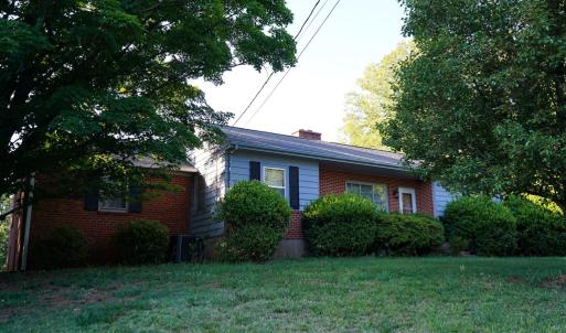 Photo #3 of 906 Childress Drive, Martinsville, VA 0.7 acres
