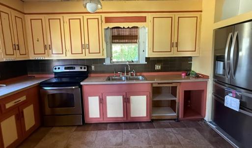 Photo #4 of 1057 Paul Pry, Halifax, VA 2.5 acres