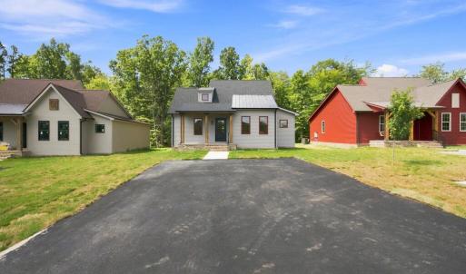 Photo #28 of 305 Zion Drive, Farmville, VA 0.1 acres