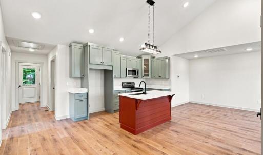 Photo #3 of 305 Zion Drive, Farmville, VA 0.1 acres
