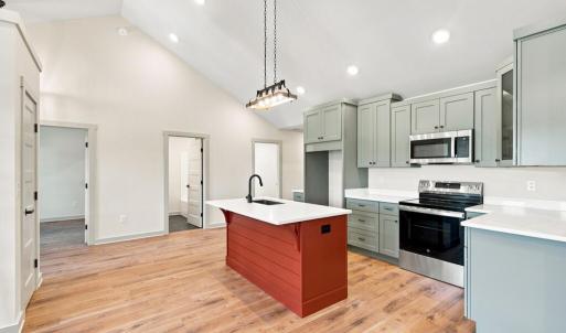 Photo #5 of 305 Zion Drive, Farmville, VA 0.1 acres