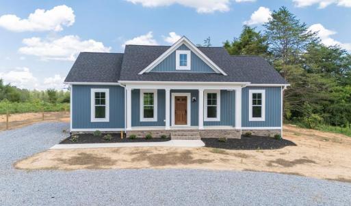Photo #2 of 8714 Hat Creek Rd., Brookneal, VA 1.1 acres