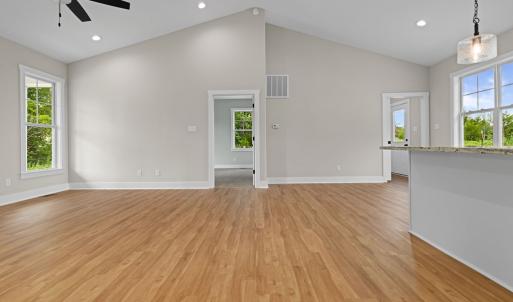 Photo #6 of 8714 Hat Creek Rd., Brookneal, VA 1.1 acres