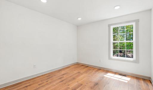 Photo #14 of 209 Zion Drive, Farmville, VA 0.1 acres