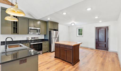 Photo #6 of 209 Zion Drive, Farmville, VA 0.1 acres