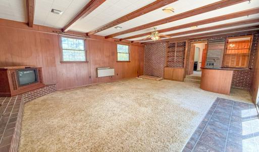 Photo #12 of 621 Melody Lane, Crewe, VA 3.1 acres