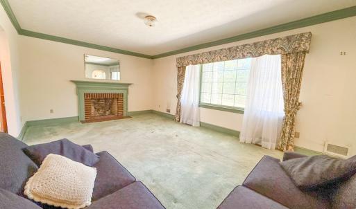 Photo #4 of 621 Melody Lane, Crewe, VA 3.1 acres