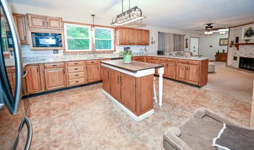 Photo #7 of 2985 Cumberland Road, Farmville, VA 0.8 acres
