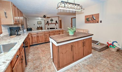 Photo #8 of 2985 Cumberland Road, Farmville, VA 0.8 acres