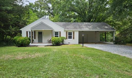 Photo #2 of 1218 W Osborn Rd, Farmville, VA 1.0 acres