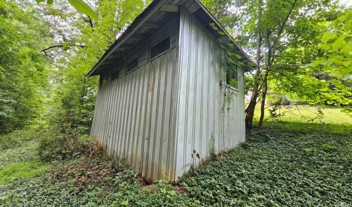 Photo #30 of 1218 W Osborn Rd, Farmville, VA 1.0 acres