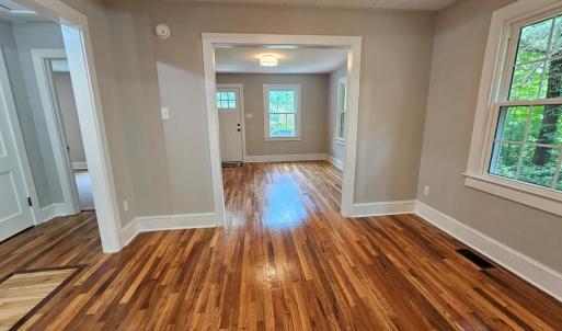 Photo #8 of 1218 W Osborn Rd, Farmville, VA 1.0 acres