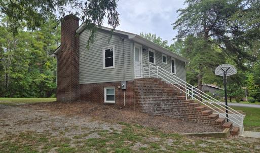 Photo #15 of 1409 High Street, Farmville, VA 0.4 acres