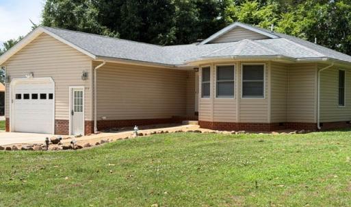 Photo #22 of 212 Virginia Ave, Farmville, VA 0.7 acres