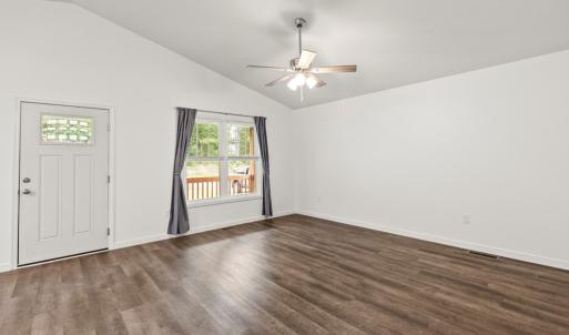 Photo #5 of 2357 Layne Street, Farmville, VA 0.2 acres