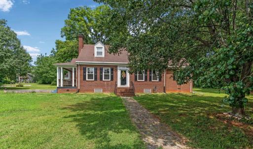 Photo #2 of 1900 9th St, Victoria, VA 1.3 acres