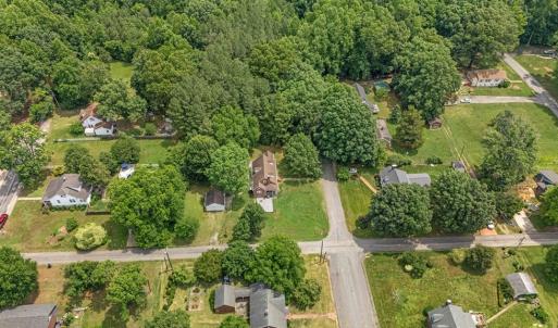 Photo #6 of 1900 9th St, Victoria, VA 1.3 acres