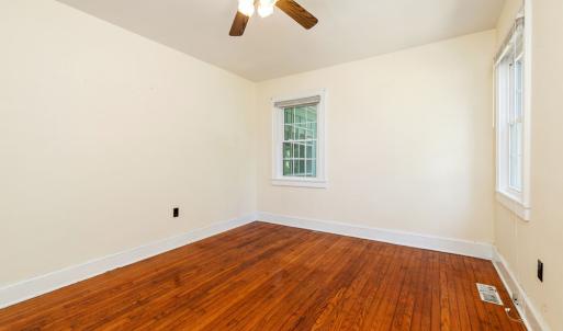 Photo #15 of 1621 9th Street, Victoria, VA 0.3 acres