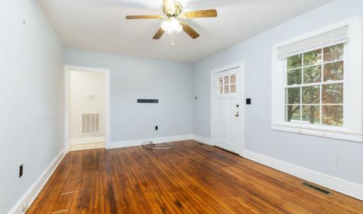 Photo #17 of 1621 9th Street, Victoria, VA 0.3 acres