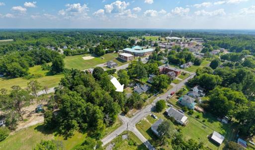 Photo #2 of 1621 9th Street, Victoria, VA 0.3 acres