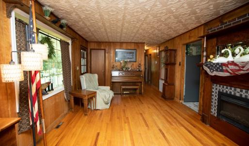 Large Living Room, Beautiful wood floors