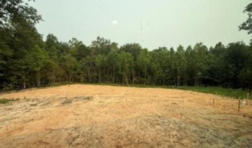 Photo #13 of 1299 Lewiston Plank Road, Burkeville, VA