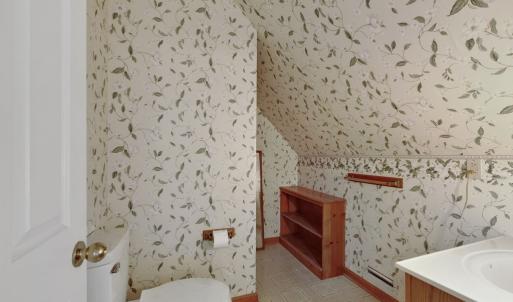 2nd Floor Bathroom 2
