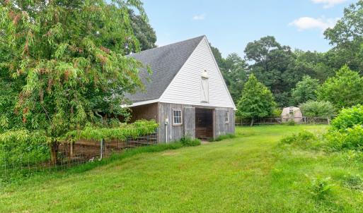 Barn