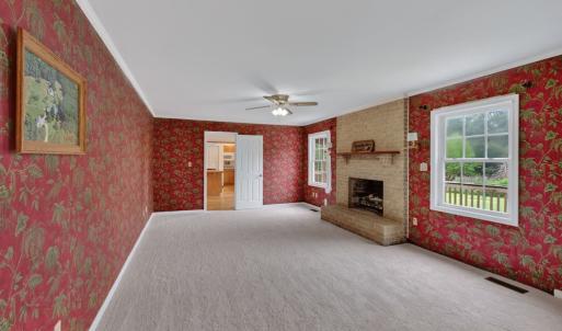 Den/Sitting Room