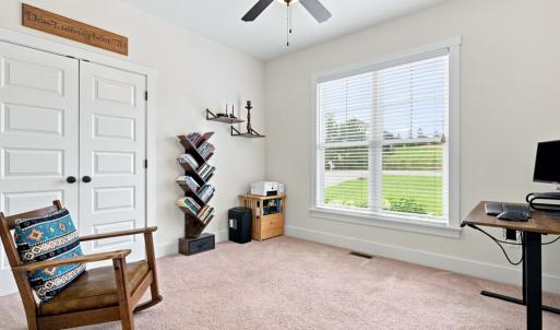 Photo #19 of 302 Thomas Circle, Farmville, VA 0.5 acres