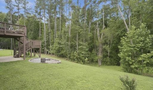Photo #3 of 302 Thomas Circle, Farmville, VA 0.5 acres