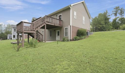 Photo #34 of 302 Thomas Circle, Farmville, VA 0.5 acres