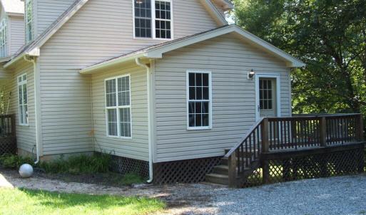 Entrance to mud room