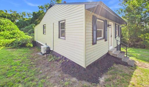 Photo #4 of 604 Grace St, Farmville, VA 0.1 acres