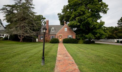 Photo #4 of 801 First Avenue, Farmville, VA 0.3 acres