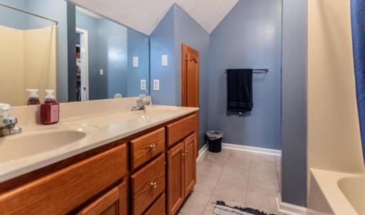 Photo #22 of 6223 Oakville Road, Appomattox, VA 34.1 acres