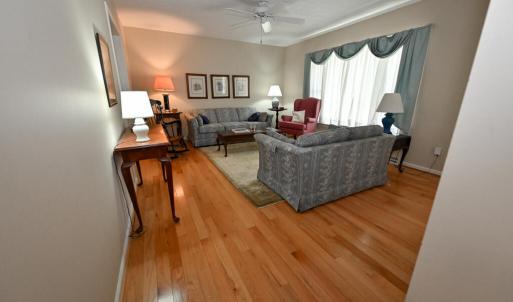 Photo #5 of 1602 Briery Rd, Farmville, VA 0.9 acres