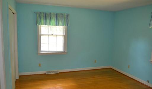 Photo #11 of 1310 Gilliam Dr, Farmville, VA 0.6 acres