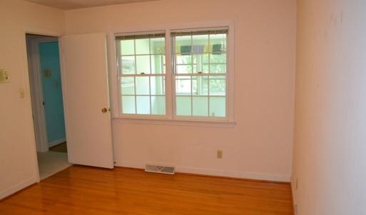 Photo #12 of 1310 Gilliam Dr, Farmville, VA 0.6 acres
