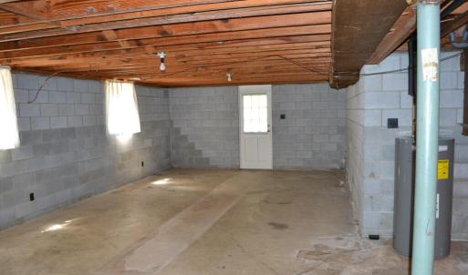 Photo #15 of 1310 Gilliam Dr, Farmville, VA 0.6 acres