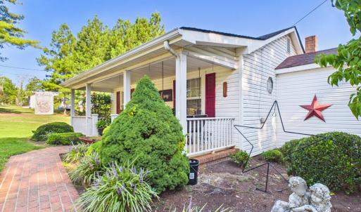 Photo #2 of 471 Main St, Dillwyn, VA 1.0 acres